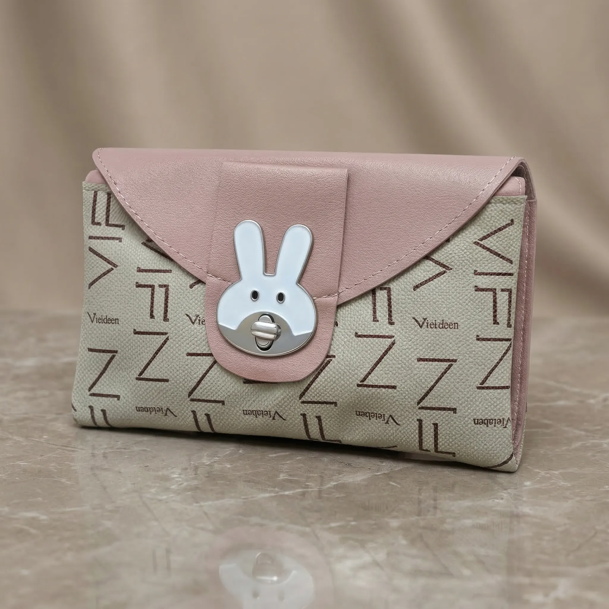 Stylish ladies bag